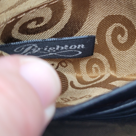 BRIGHTON | Sensation croc embossed leather clutch wallet with shoulder strap - Picture 11 of 15